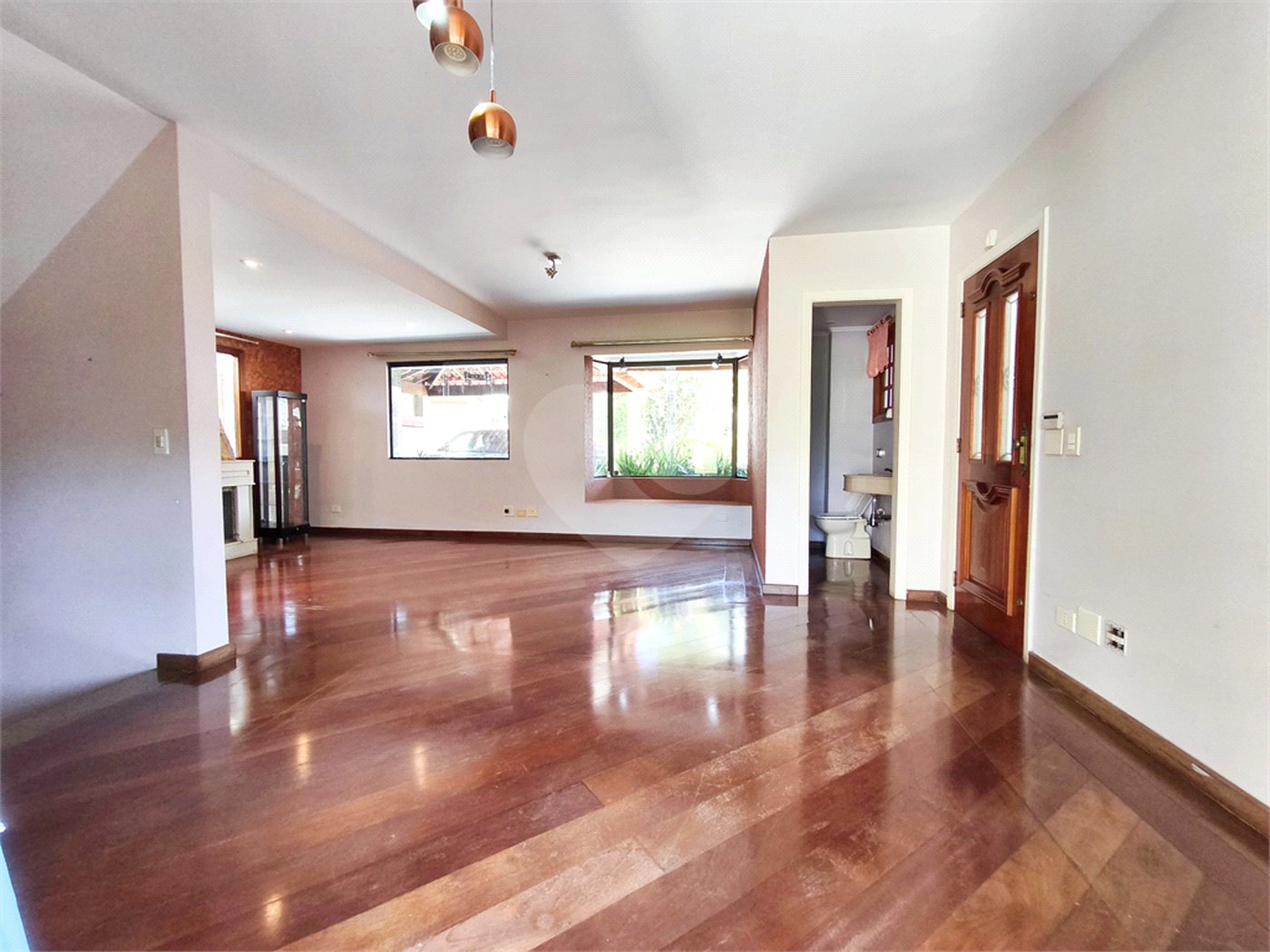 Casa à venda com 3 suítes no condomínio Jd Itatinga, São Paulo - SP