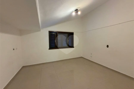Casa à venda com 3 suítes em Jardim Franca, São Paulo, SP