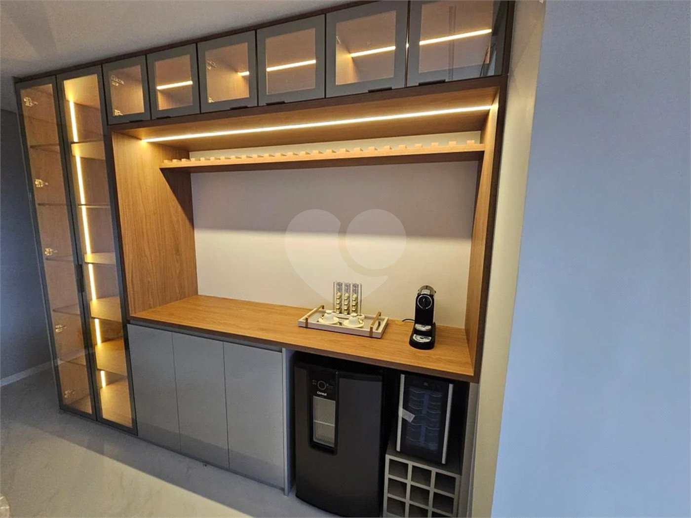 Apartamento à venda com 3 suítes em Jardim Morumbi, São Paulo, SP