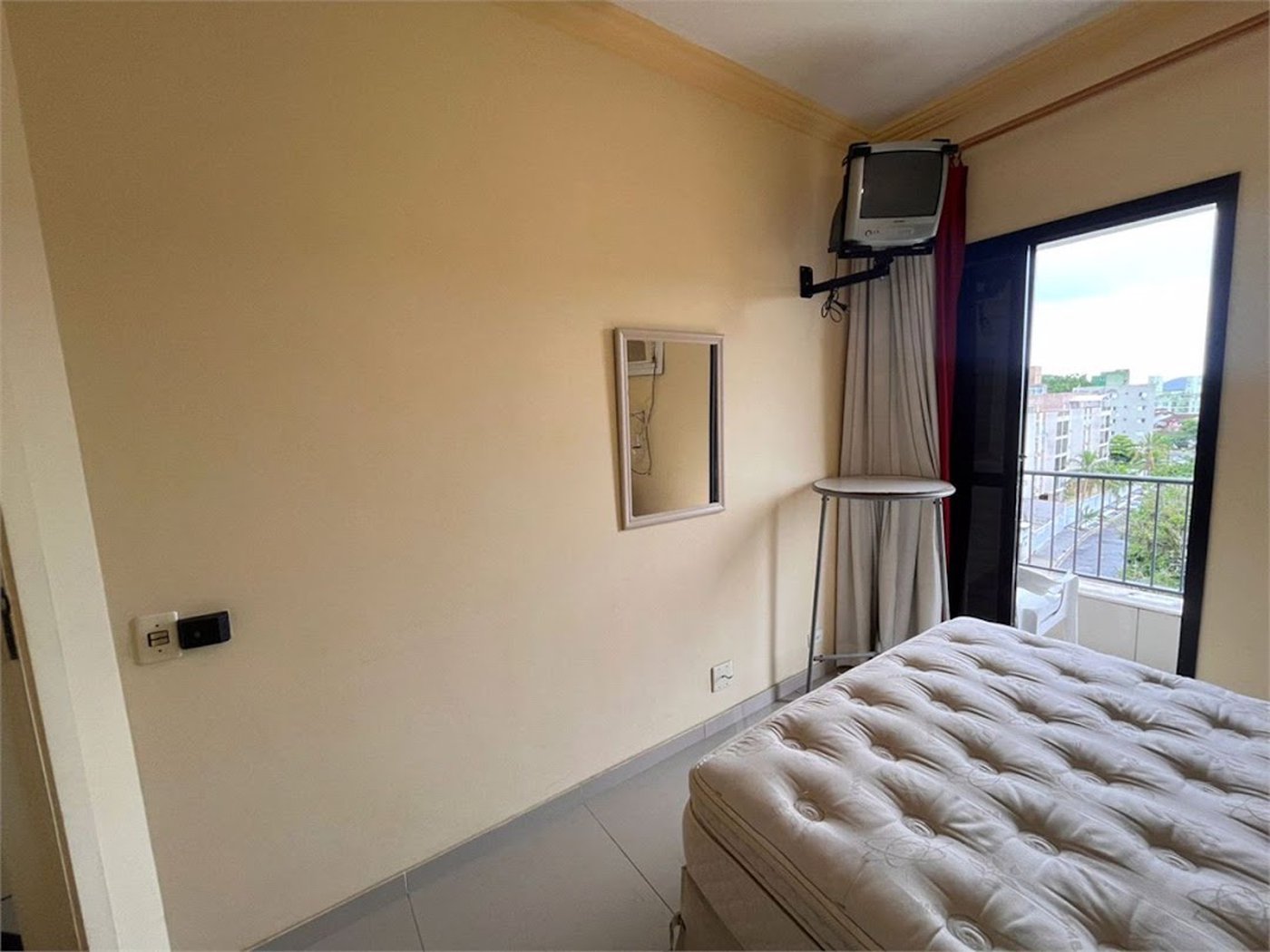 Apartamento com 2 dormitórios à venda, 65 m² por R$ 424.000,00 - Vila Júlia - Guarujá/SP