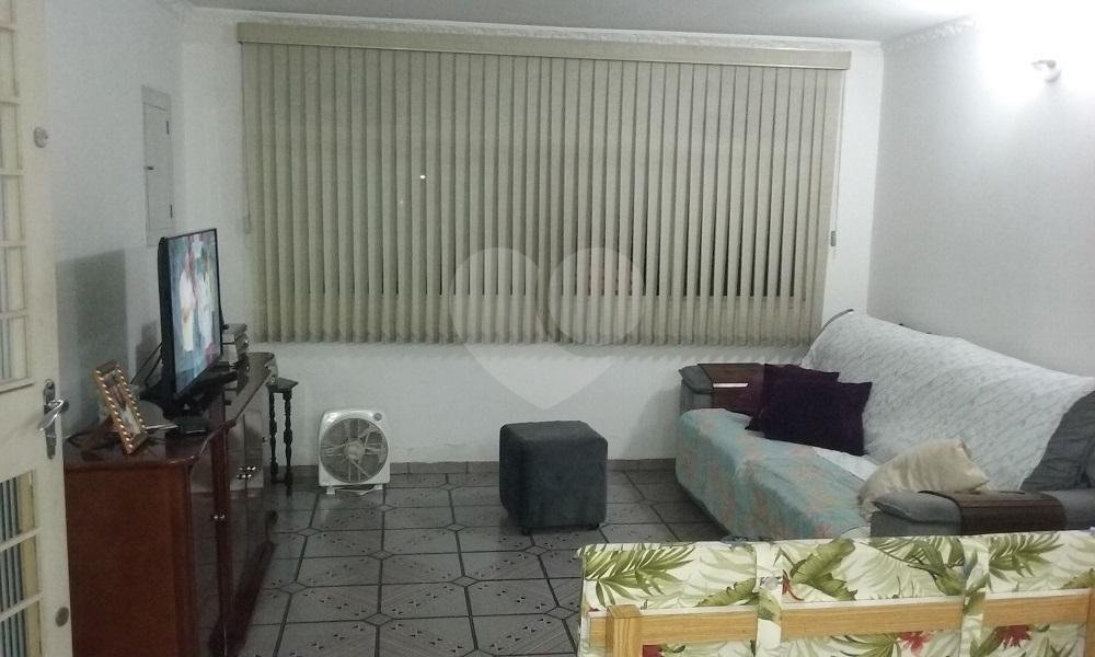 Sobrado à venda com 3 suítes em Santana, São Paulo, SP