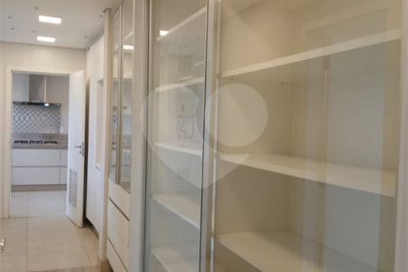 Apartamento à venda com 4 suítes em Anhangabaú, Jundiaí, SP