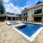 Casa para alugar com 5 quartos, sendo 3 suítes,  em Samambaia Parque Residencial, Atibaia, SP