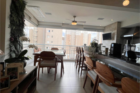 Apartamento à venda com 3 quartos, sendo 1 suíte,  em Vila Suissa, Mogi das Cruzes, SP