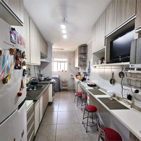 Apartamento à venda com 3 quartos, sendo 1 suíte, em Jardim Marajoara, São Paulo, SP