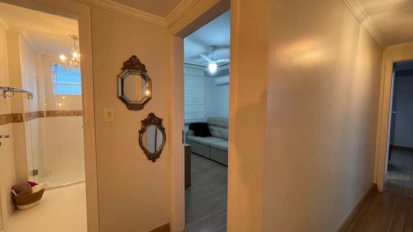 Apartamento com 3 dormitórios frente a praia à venda, 161 m² por R$ 2.200.000 - Gonzaga - Santos/SP
