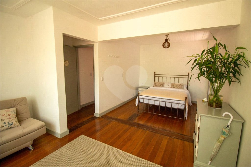 Sítio à venda com 7 quartos, sendo 6 suítes, em Jardim Santa Vitória (canguera), São Roque, SP