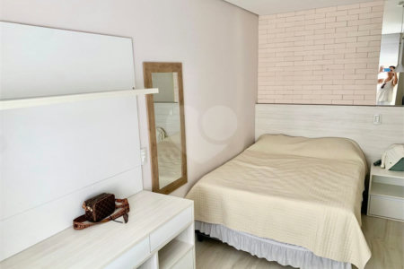 Apartamento à venda com 2 quartos, sendo 1 suíte, em Alto da Lapa, São Paulo, SP