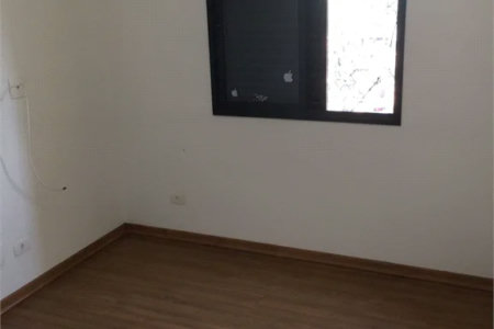 Apartamento à venda com 3 quartos, sendo 1 suíte,  em Vila Andrade, São Paulo, SP
