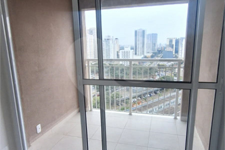 Apartamento à venda com 2 quartos em Parque Industrial Tomas Edson, São Paulo, SP