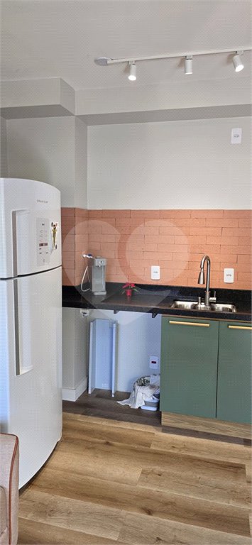 Studio Reformado com Varanda e Lazer Completo 33m2 Campos Elíseos Mobiliado