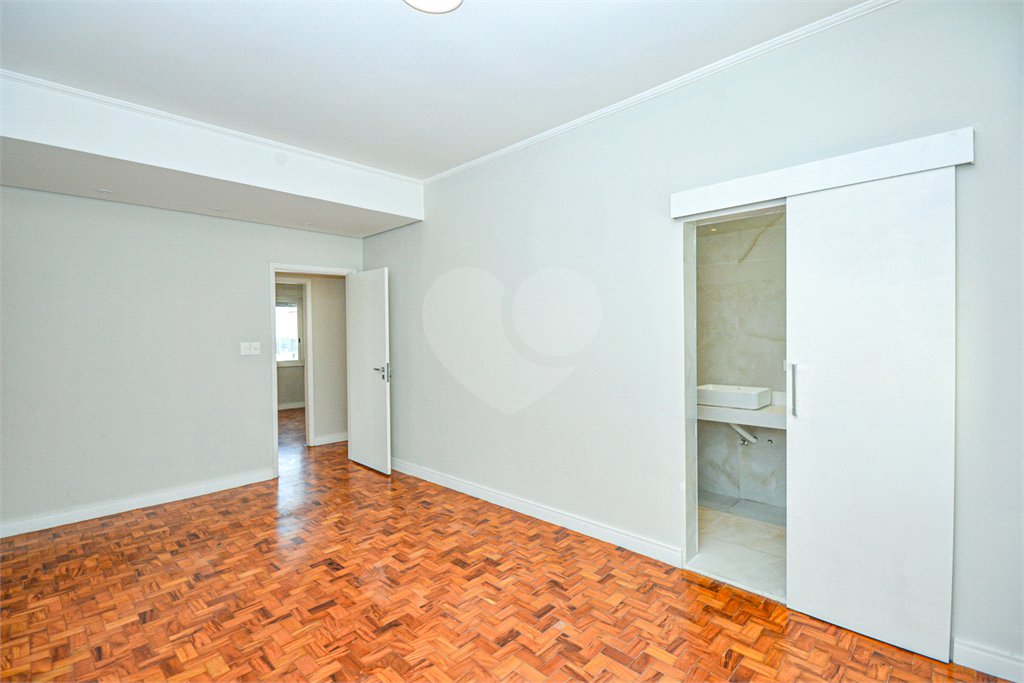 Amplo apartamento na Bela Vista com 177 m²