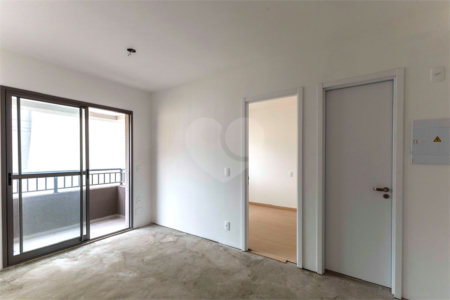 Apartamento de 37m² com 2 dormitórios.