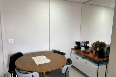 Apartamento à venda com 2 quartos, sendo 1 suíte,  em Vila Sônia, São Paulo, SP