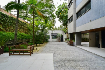 Imóvel de 226m² exclusivo com sala ampla 4 quartos, 2 suítes, 4 vagas Higienópolis