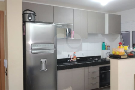 Lindo apartamento no Bosque dos Ipês .