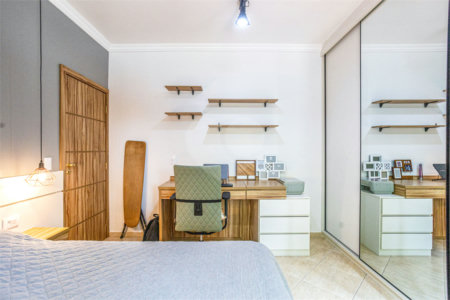 Sobrado à venda com 3 quartos, sendo 1 suíte,  em Vila Mariana, São Paulo, SP