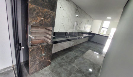 Casa à venda com 3 quartos, sendo 1 suíte,  no condomínio Horto Florestal Villagio, Sorocaba - SP