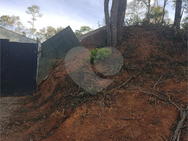 Terreno à venda no condomínio Associação Mirante da Mantiqueira, Mairiporã - SP
