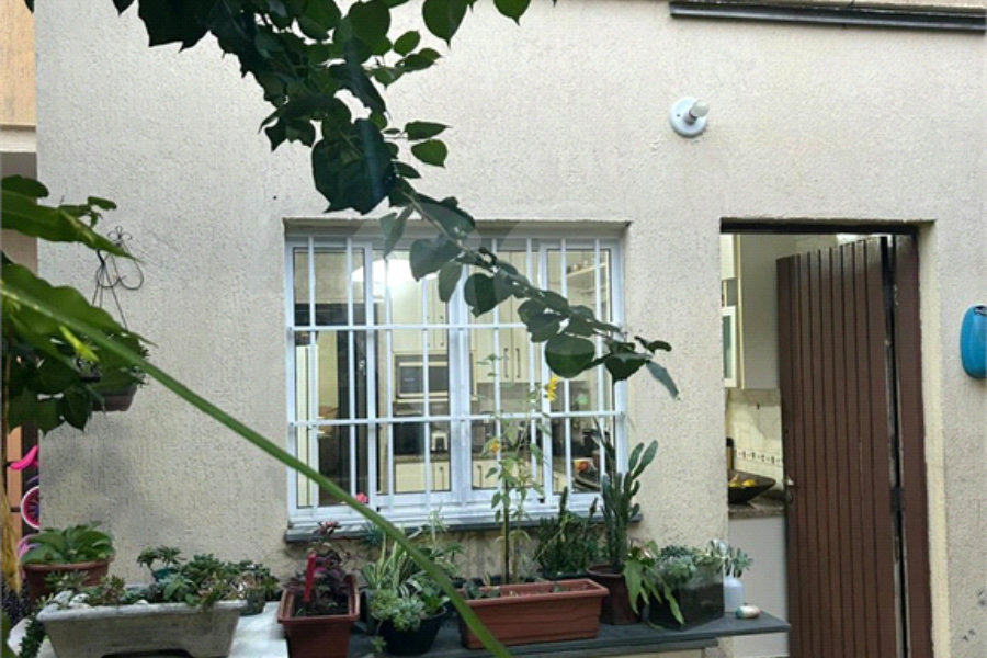 Sobrado à venda com 3 quartos, sendo 1 suíte,  em Tremembé, São Paulo, SP