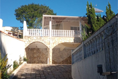 Casa à venda com 5 quartos, sendo 3 suítes,  no condomínio Estância Marambaia, Vinhedo - SP