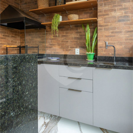 Apartamento à venda com 3 suítes em Santa Teresinha, São Paulo, SP