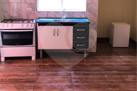 Casa à venda com 8 quartos no condomínio Quaresmeira, Suzano - SP