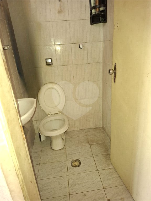 Casa à venda com 4 quartos, sendo 3 suítes, em Jardim São Bento, São Paulo, SP