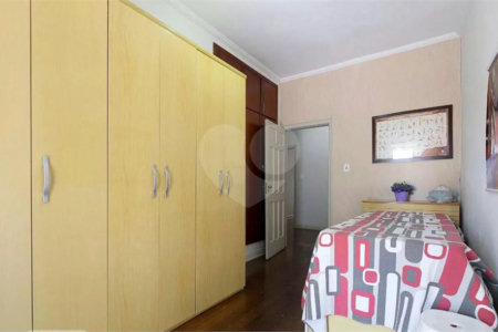 Sobrado à venda com 4 quartos, sendo 2 suítes,  em Vila Pompéia, São Paulo, SP