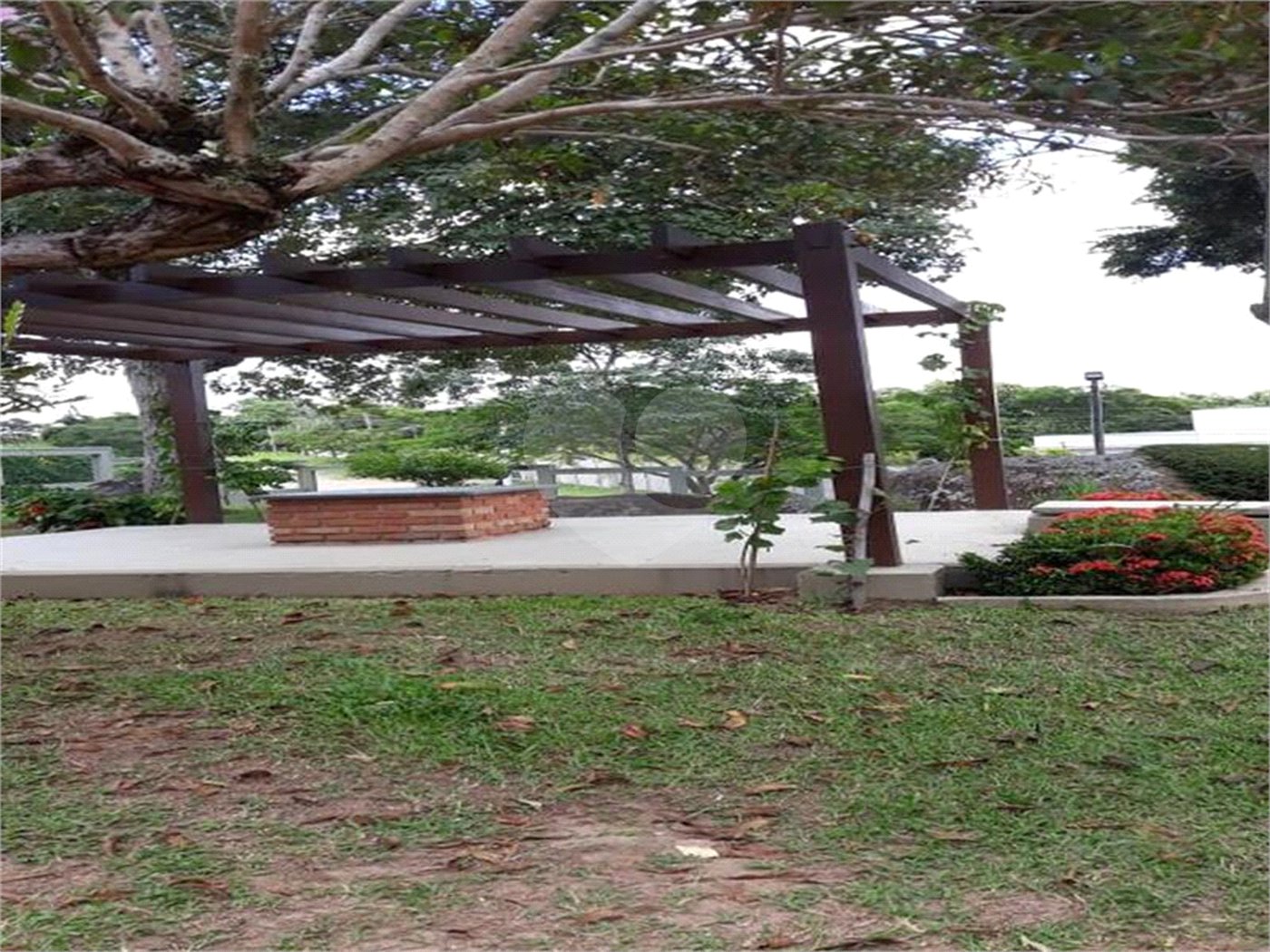 Terreno à venda com 4 quartos, sendo 3 suítes,  no condomínio Acmti - Colinas do Mosteiro, Terras de Itaici e Recanto dos Pássaros, Indaiatuba - SP