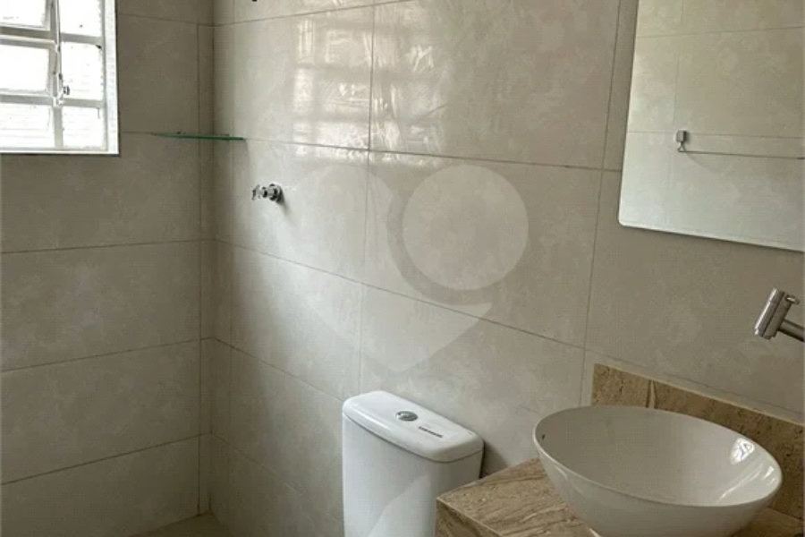 Casa para locação e venda 250m² - Vila Guarani.