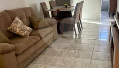 Casa à venda com 2 quartos em Conjunto Residencial Dom Pedro Ii, São José dos Campos, SP