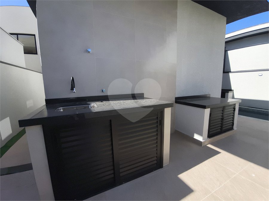 Casa à venda com 3 suítes no condomínio Campos do Conde I e II, Sorocaba - SP