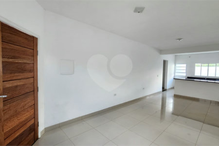 Casa à venda com 2 quartos, sendo 1 suíte, em Residencial Vila Martins, Salto, SP