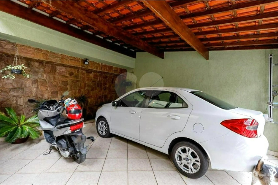 Sobrado à venda com 3 quartos, sendo 1 suíte, em Horto, São Paulo, SP