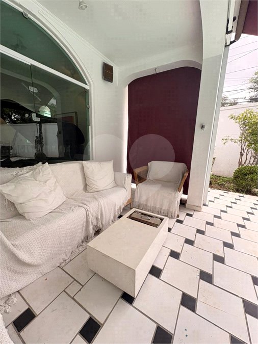 Casa Térrea à venda com 4 suítes em Anchieta, São Bernardo do Campo, SP