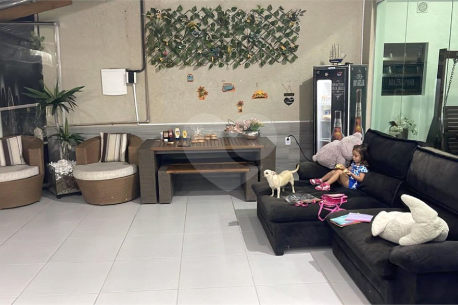 Casa à venda com 3 quartos, sendo 2 suítes, no condomínio : Conjunto Residencial Itaguaçu, São Paulo - SP