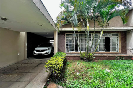 Casa Térrea à venda ou para alugar com 3 quartos em Brooklin Novo, São Paulo, SP