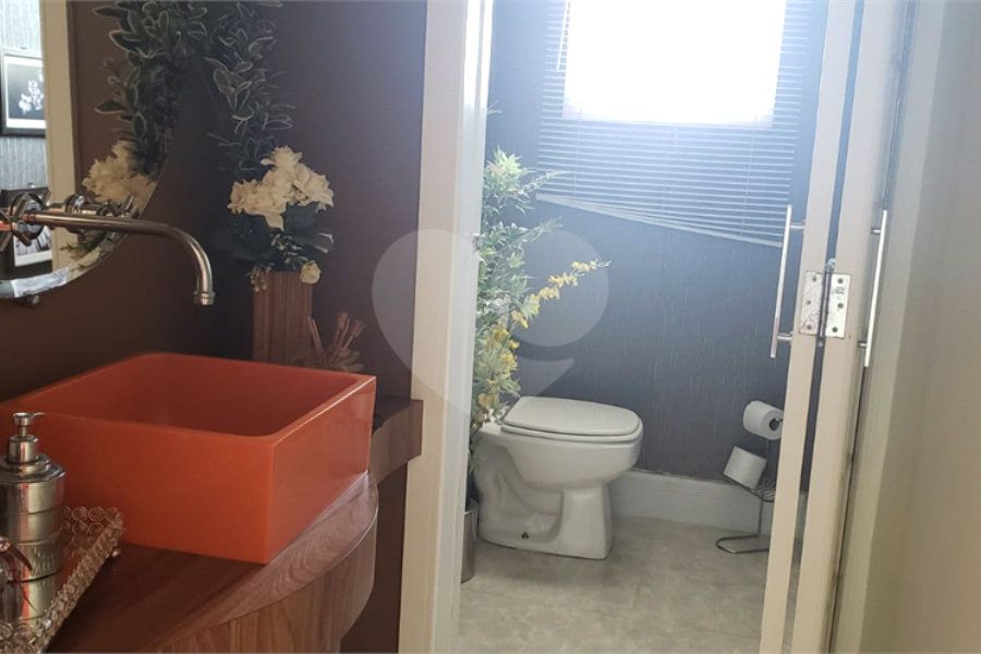 Casa à venda com 4 suítes em Pirucaia, Mairiporã, SP