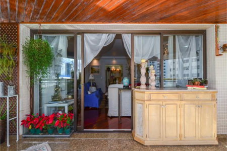 Apartamento à venda com 3 suítes em Vila Suzana, São Paulo, SP