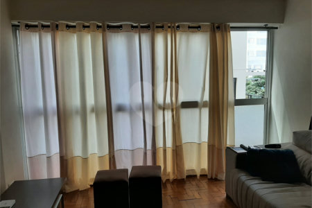 Apartamento à venda com 3 quartos, sendo 1 suíte, em Vila Mariana, São Paulo, SP