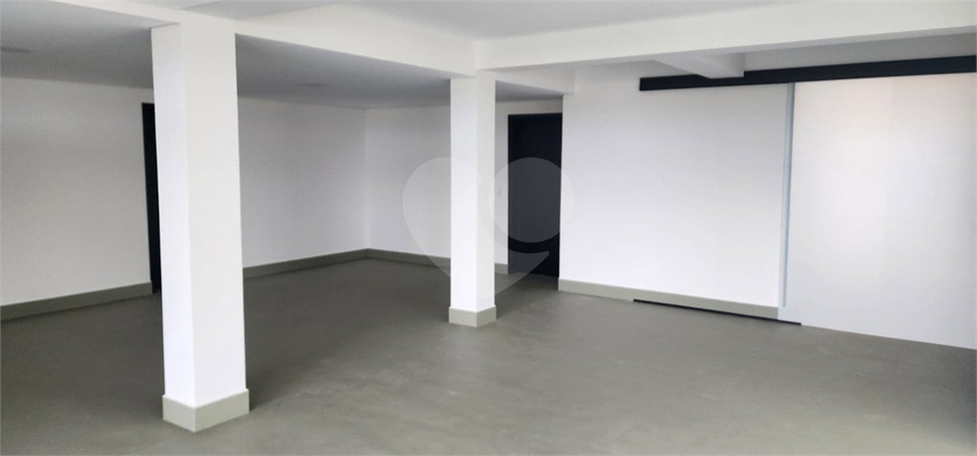 Casa à venda ou para alugar com 4 suítes no condomínio Residencial Delle Stelle, Louveira - SP