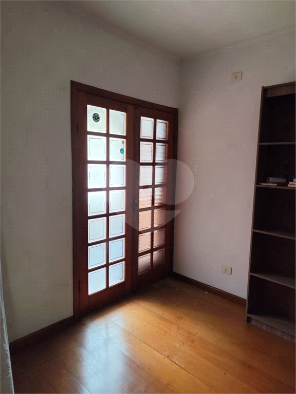 Sobrado à venda com 3 quartos, sendo 1 suíte,  em Horto Florestal, São Paulo, SP