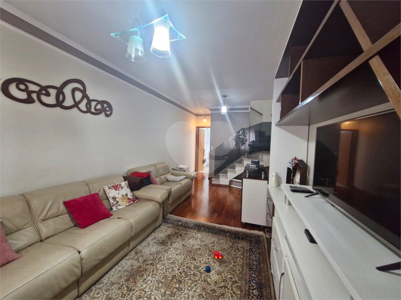 Casa à venda com 3 suítes no condomínio Residencial Jardim França, São Paulo - SP