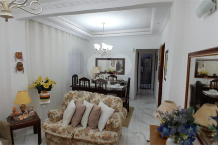 Casa à venda com 3 quartos em Campo Grande, Rio de Janeiro, RJ