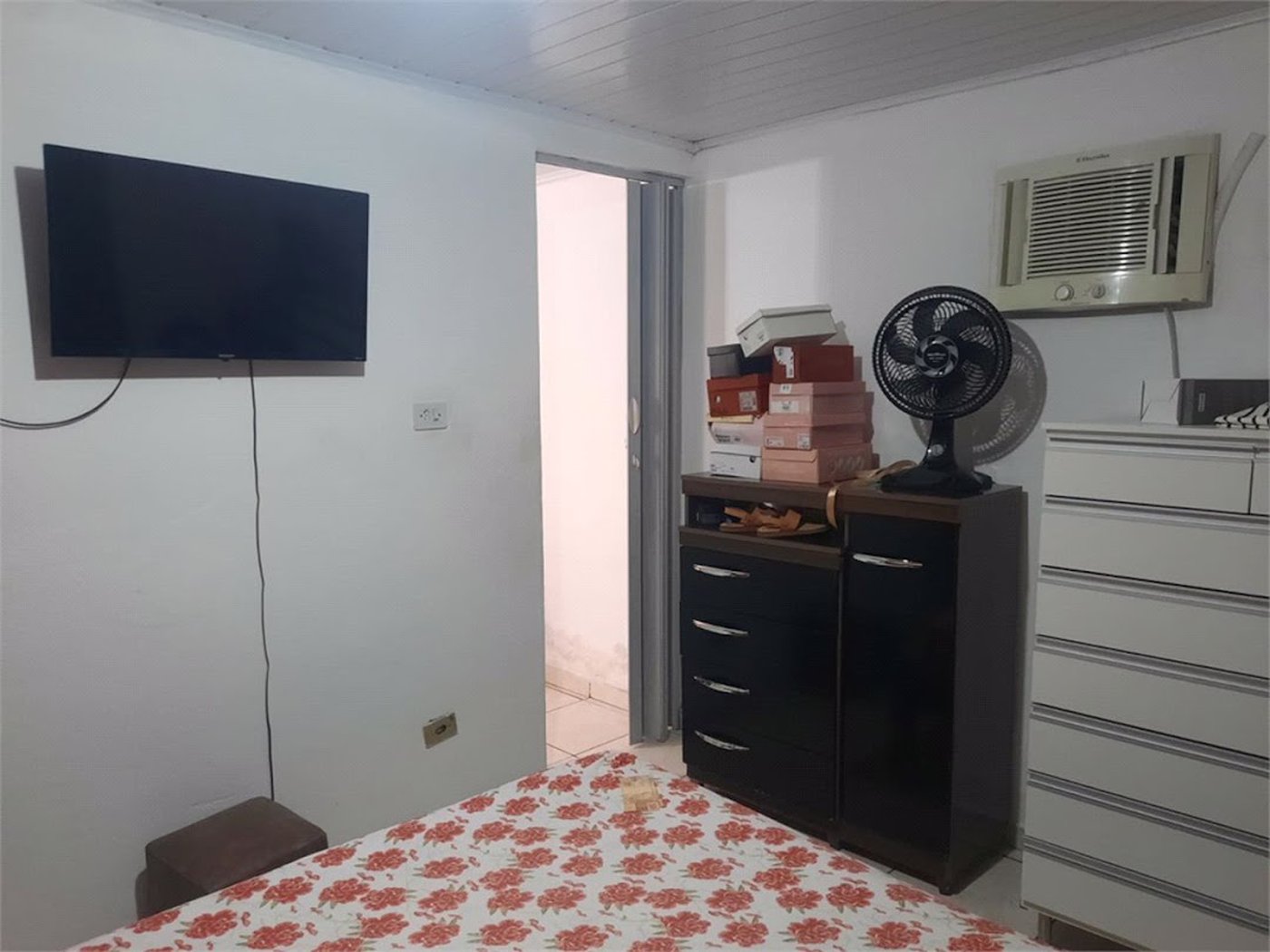 Terreno de 503 m² com Casa à Venda em Vicente de Carvalho | Excelente Oportunidade para Investidores Próximo ao Futuro Túnel Santos–Guarujá