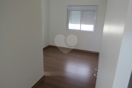 Apartamento à venda com 3 quartos, sendo 1 suíte, em Morumbi, São Paulo, SP