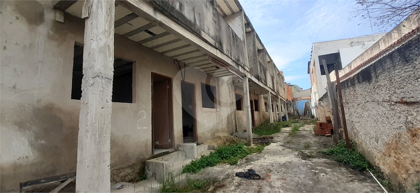 Casa à venda com 2 quartos em Campo Grande, Rio de Janeiro, RJ