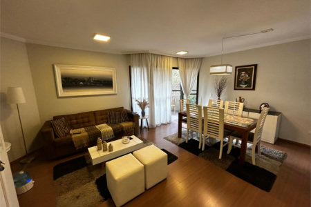 Apartamento à venda com 3 quartos, sendo 1 suíte,  em Vila Andrade, São Paulo, SP