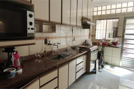 Casa para alugar com 6 quartos, sendo 2 suítes,  em Vila São João, Guarulhos, SP